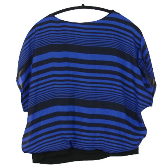 Large Ladies Blouse - Picture 5 of 6